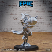 Tribe Green Witch - Epic Miniatures | Safari Tour | 28mm | 32mm | Warlock | Sorcerer | Broom