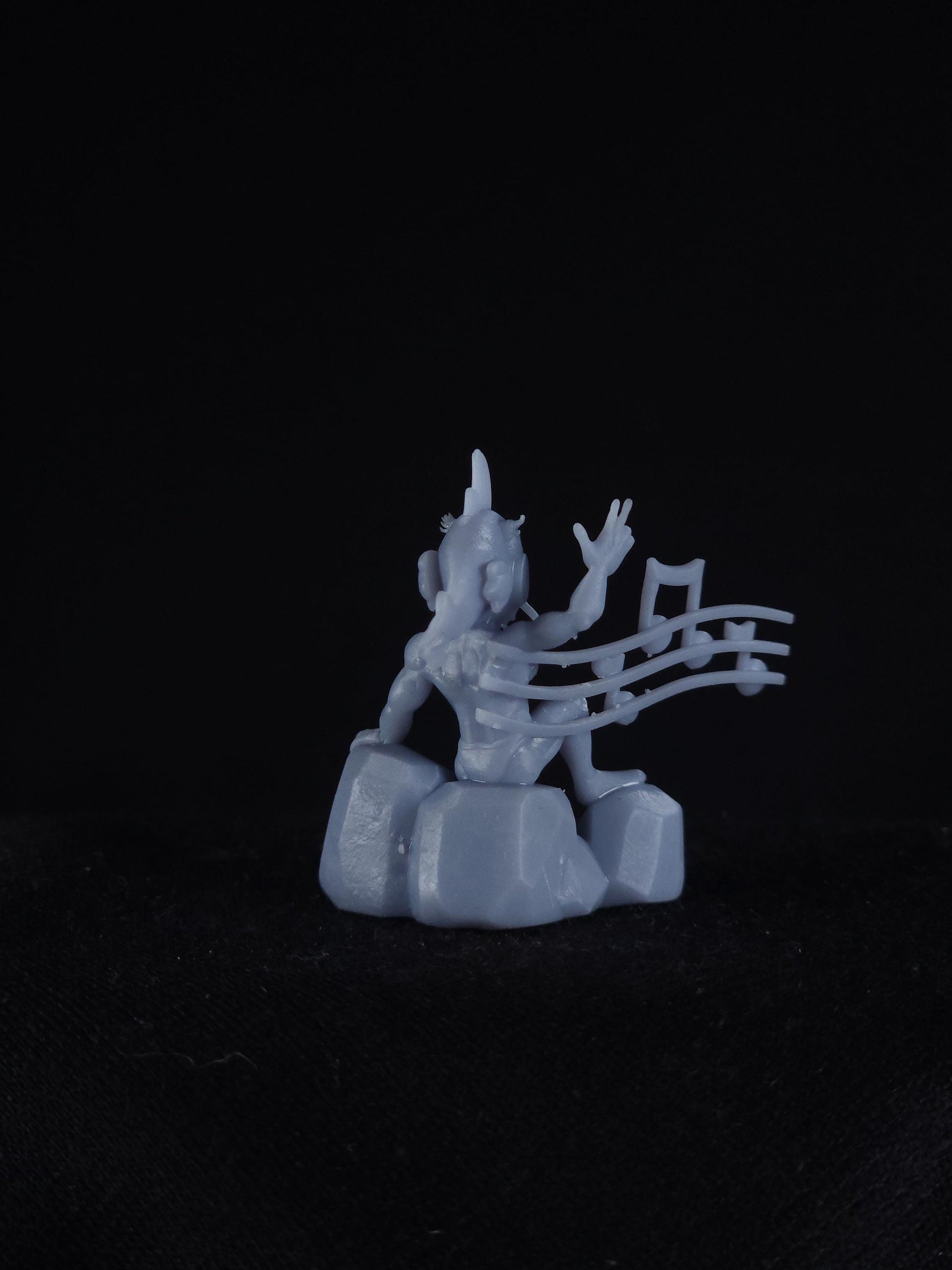 Strupid Sexy Siren - Strange Stables | 28mm and 32mm | Wargaming | DnD | Tabletop Roleplaying