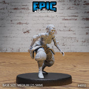 Monk Adventurer Female - Epic Miniature | 28mm and 32mm | Wargaming | DnD | Tabletop Roleplaying