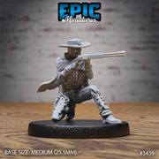Undead Gunslinger - Epic Miniatures | 28mm | 32mm | Fantasy Wild West | six armed | Cowboy | Rifle | Skeleton | Zombie