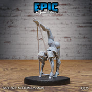 Acrobat Elf- Epic Miniatures | Ninth Age | 32mm | Nightsky Carnival | Circus | Big Top | Bard | Performer