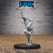 Acrobat Elf- Epic Miniatures | Ninth Age | 32mm | Nightsky Carnival | Circus | Big Top | Bard | Performer