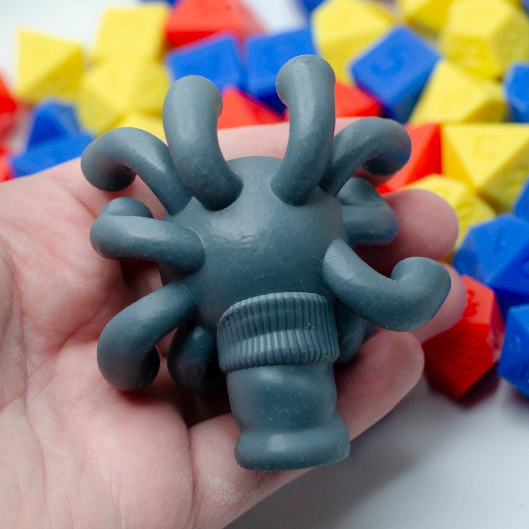 The unfathomable puppet beholder - Found Family Adventurecrafts | 28mm and 32mm | Wargaming | DnD | Tabletop Roleplaying