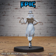Show Director Female - Epic Miniatures | Ninth Age | 32mm | Nightsky Carnival | Circus | Big Top | Ringmaster | Bard | Performer |