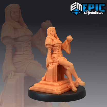 Nun Assistant - Epic Miniatures 