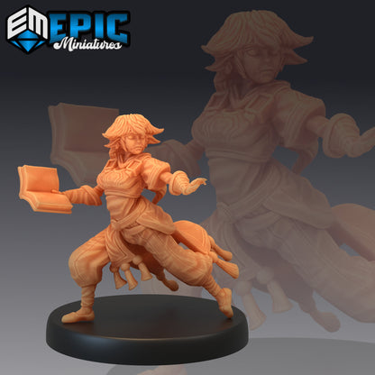 Half Gnome Mage - Epic Miniatures 
