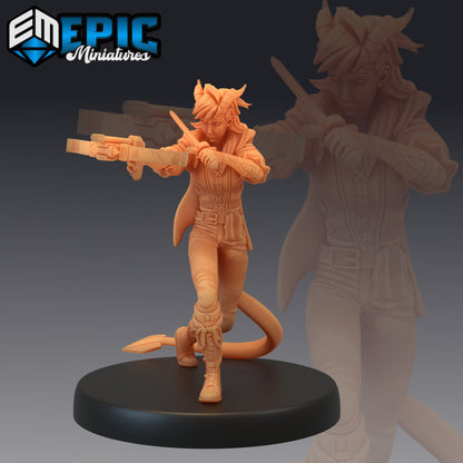 Tiefling Seafarer - Epic Miniatures 