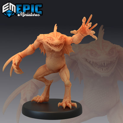 Chaos Toad Warrior - Epic Miniatures 