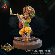 Cornelia the Bard - Crippled God Foundry | 32mm | Hill folk | Halfling | Gnome | Flute | Prformer