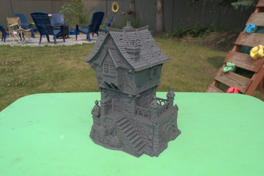 Tombstone Residence - 3DP4U Medieval Town | Miniature | Wargaming | Roleplaying Games | 32mm | House | Playable | Filament | 3d printed