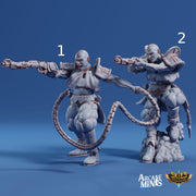 Titaran Beast Tamer - Arcane Minis | The Tangled Hunt | 32mm | Rifle | Chain Whip | Steampunk | Scifi