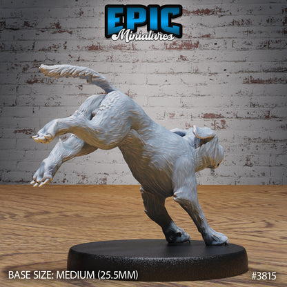 Raid Dog - Epic Miniatures | New World Conquest | 28mm | 32mm | Armor | Hunting | mastiff