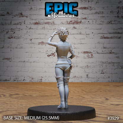 Rogue Novice Female - Epic Miniatures | 28mm | 32mm | Demonic Guild | Assassin | Bandit | Thief